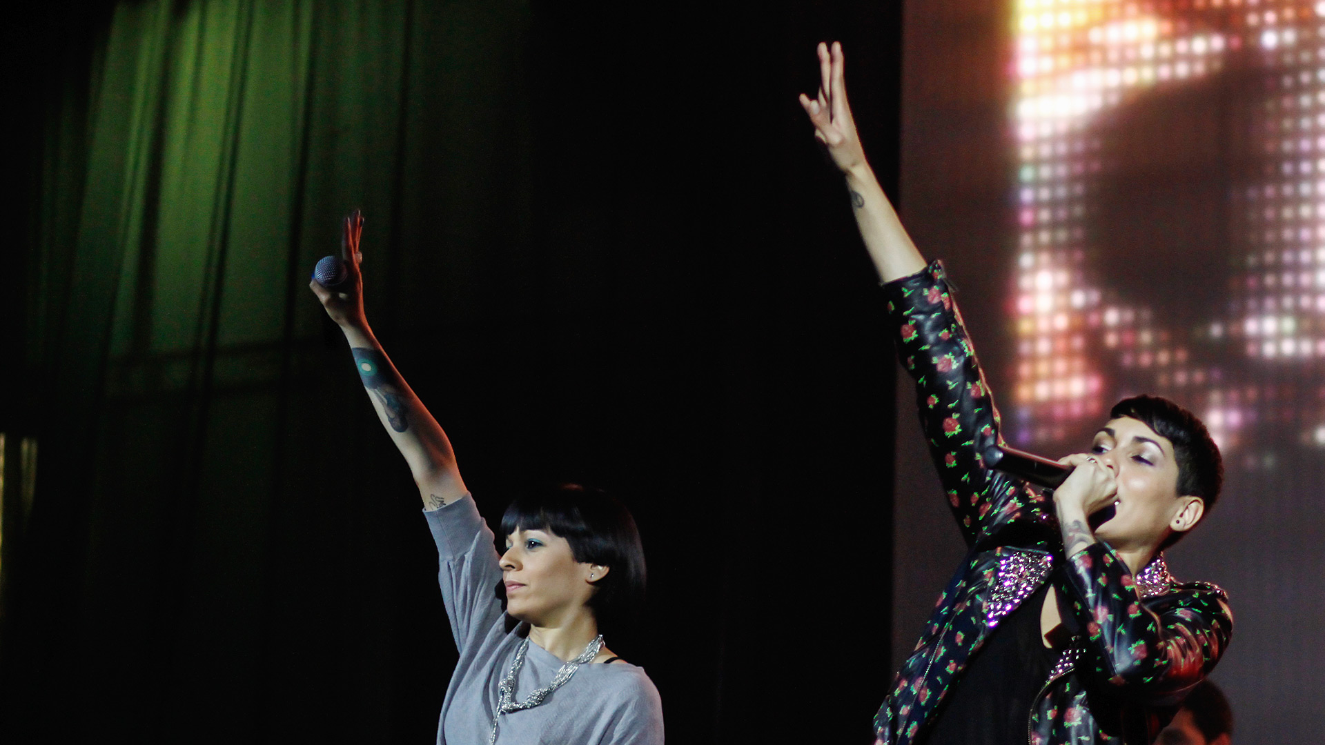 nightclub photographer Vio Dudau