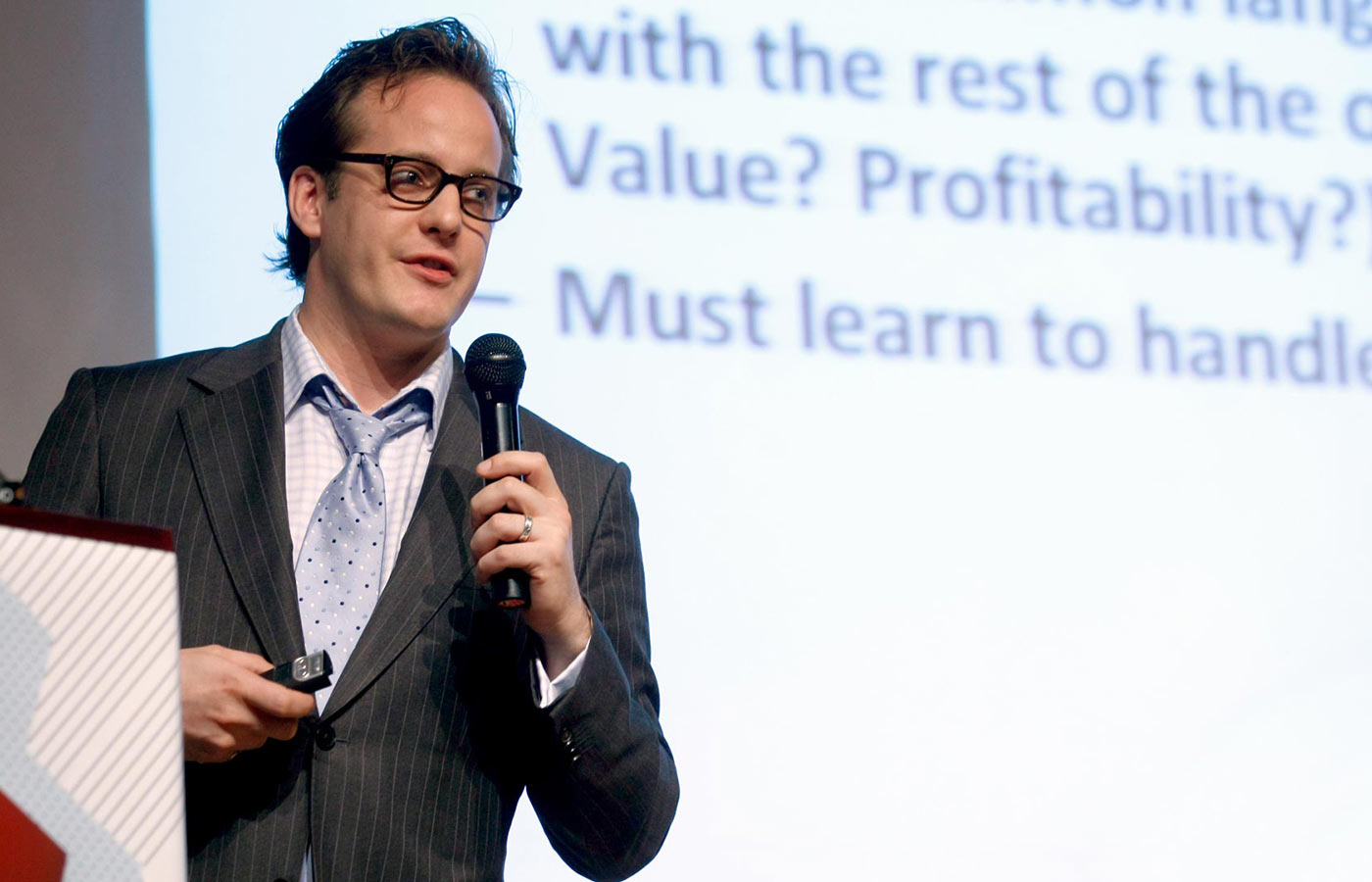 Corporate event photography by Luxembourg photographer Vio Dudau