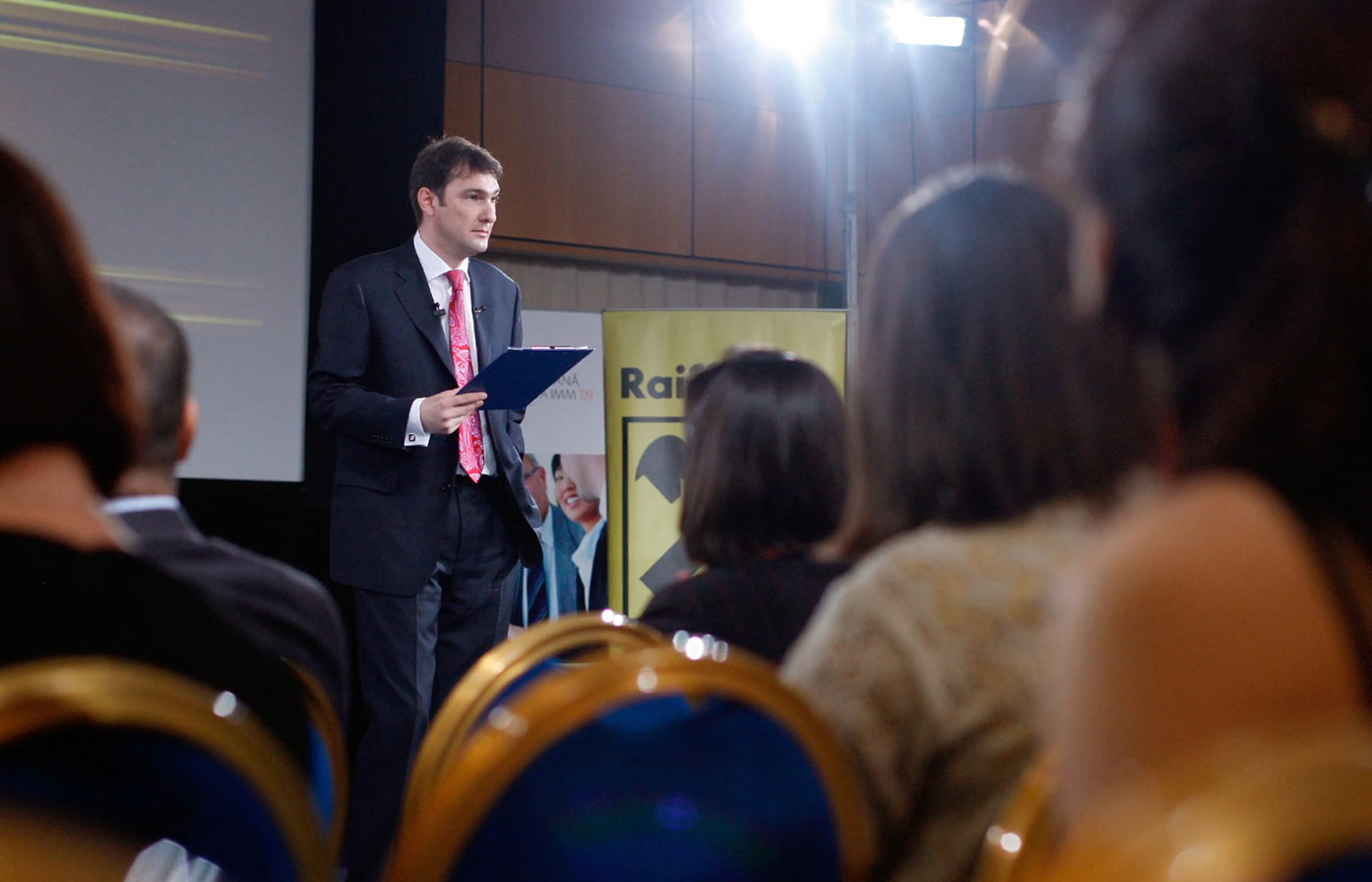 Corporate event photography by Luxembourg photographer Vio Dudau