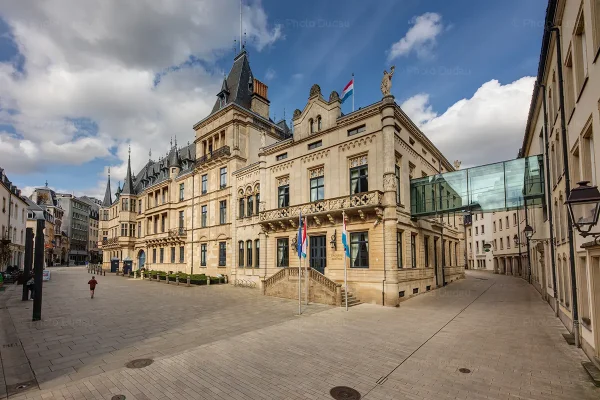 Palais-Grand-Ducal-Luxembourg